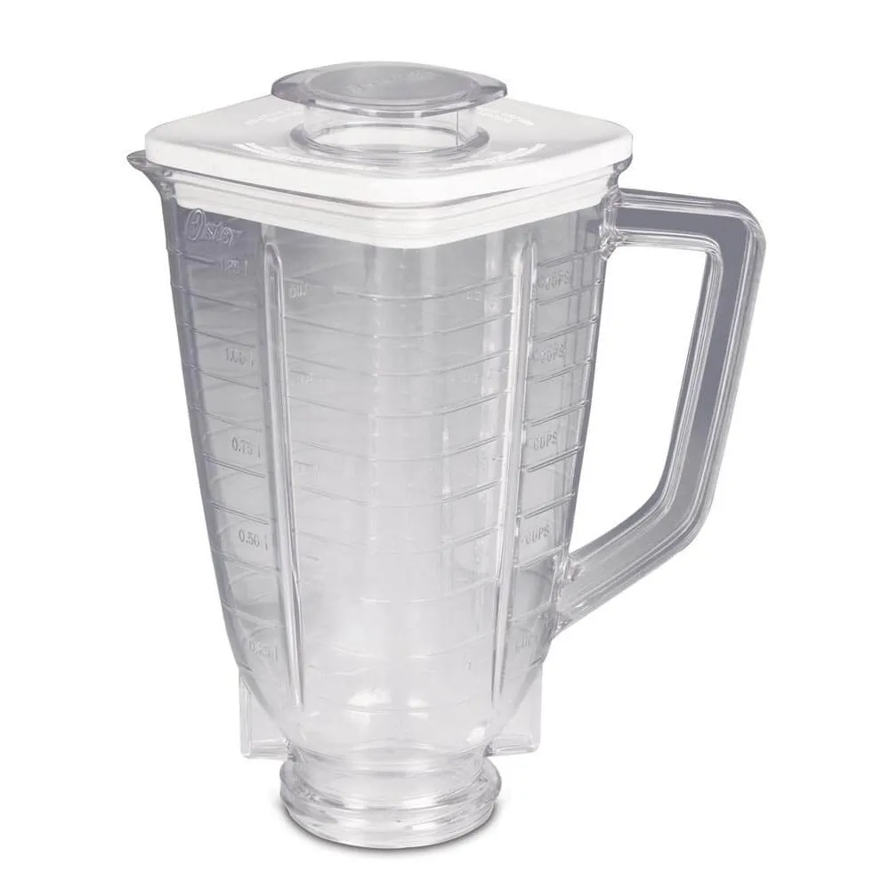 Jarra plástica y copa de medida Oster