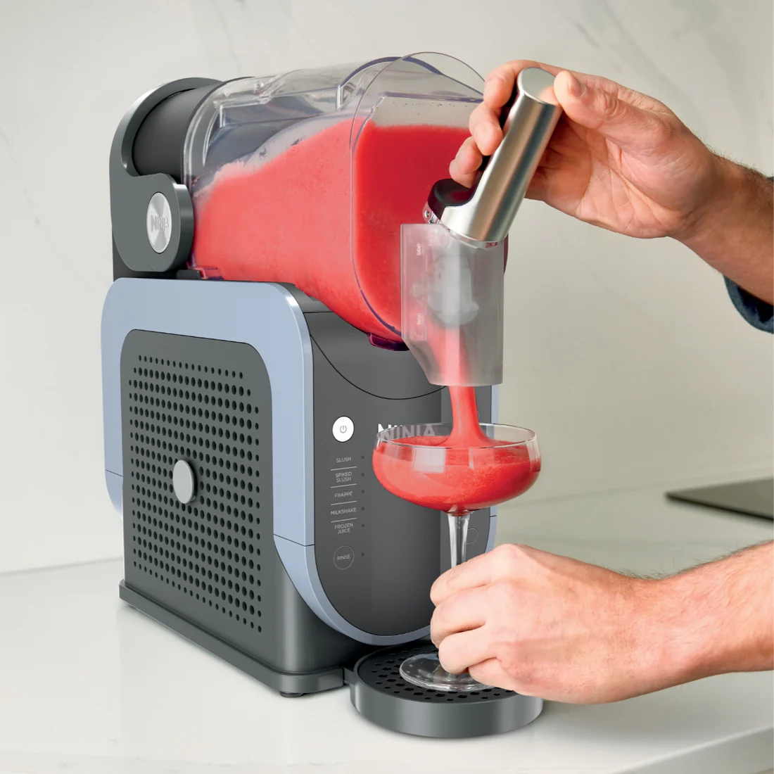 Maquina Para Granizadas y Bebidas Congeladas Slushi Ninja - Imagen 4